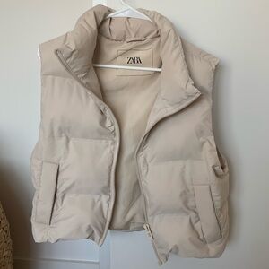 Zara Puffer Vest; Size Small